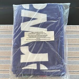 Tupperware Beach Towels Set of 2